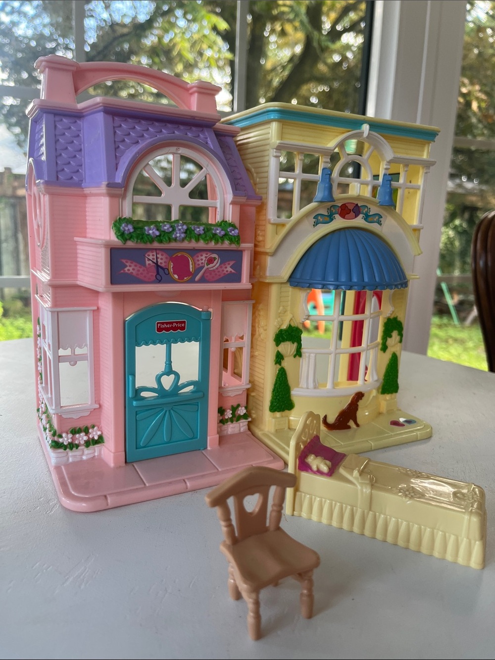 Fisher Price Loving family Sweet Streets Pet Shop & Beauty Salon